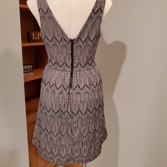 Lucky Brand Black and Gray Art Deco Dress - Picture 8 of 11